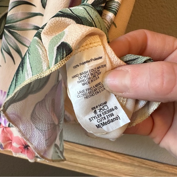 Style Rack tie front keyhole romper - Picture 7 of 7